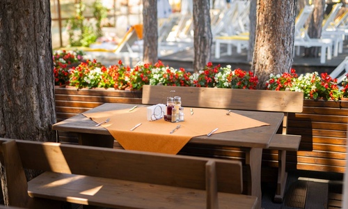 Маса за хранене