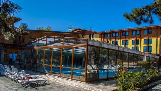 SPA hotel Elbrus swimming pool-1