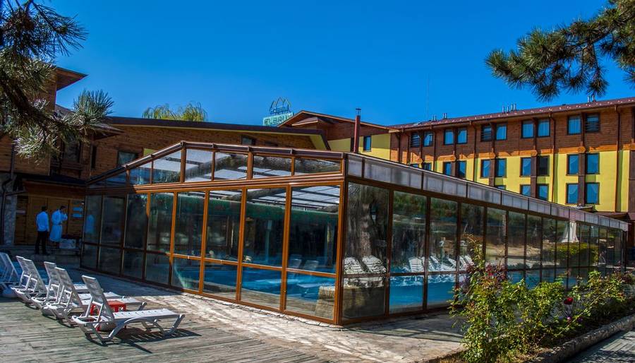 SPA hotel Elbrus swimming pool-1