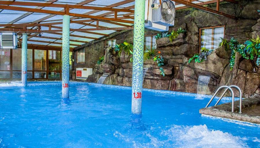 SPA hotel Elbrus swimming pool-4