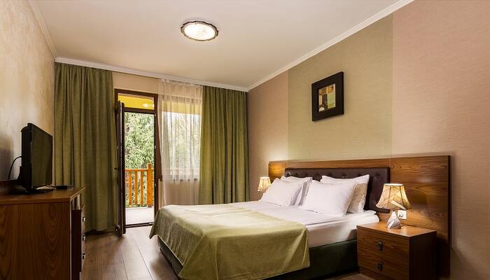 Deluxe Suite bedroom